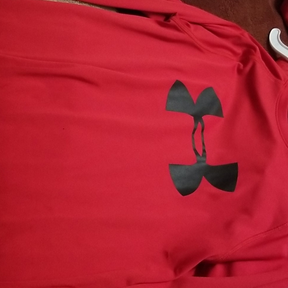 Under armor - Picture 1 of 2